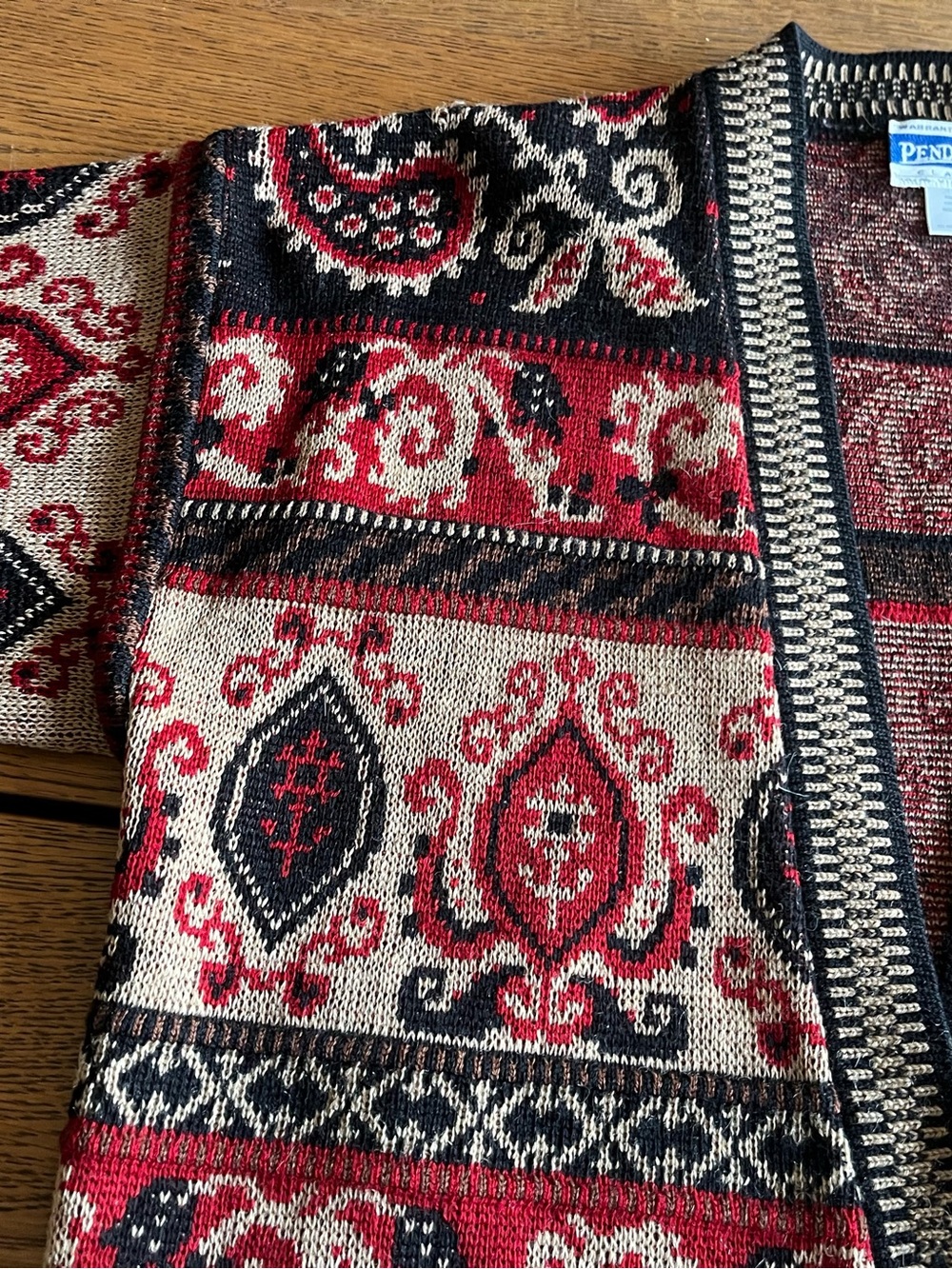 Vintage 80’s 90’s Pendleton Red, Black & Cream Knit Sweater 100% Virgin Wool